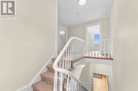 164 Maple Avenue Pembroke ON K8A 1L2