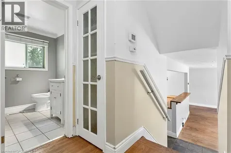 77 Creighton Road Dundas ON L9H 3B7