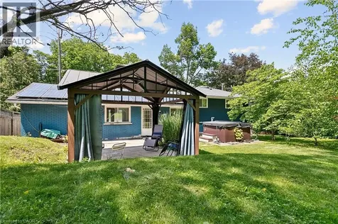 77 Creighton Road Dundas ON L9H 3B7
