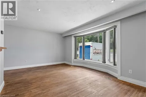 77 Creighton Road Dundas ON L9H 3B7