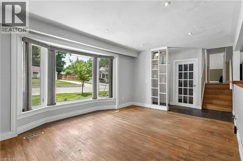 77 Creighton Road Dundas ON L9H 3B7