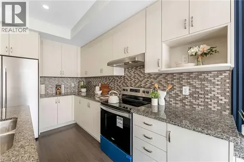 1426 Oakmont Common Burlington ON L7P 0V8