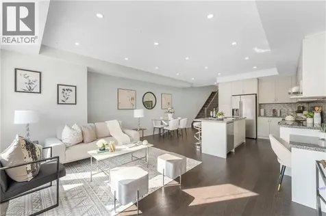 1426 Oakmont Common Burlington ON L7P 0V8