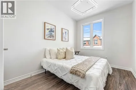 1426 Oakmont Common Burlington ON L7P 0V8