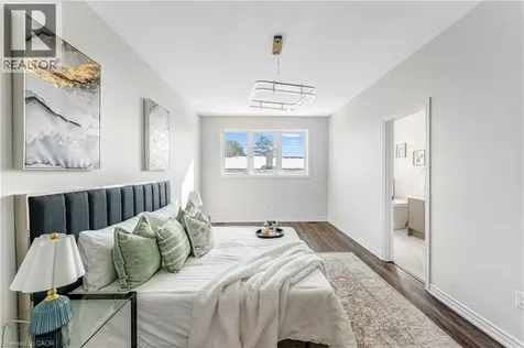 1426 Oakmont Common Burlington ON L7P 0V8