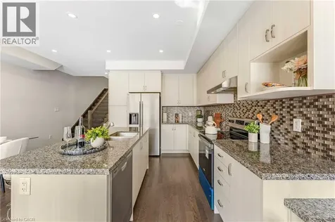 1426 Oakmont Common Burlington ON L7P 0V8
