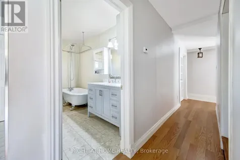 1905 Lockhart Road Innisfil ON L9S 3G1