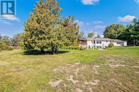 1905 Lockhart Road Innisfil ON L9S 3G1
