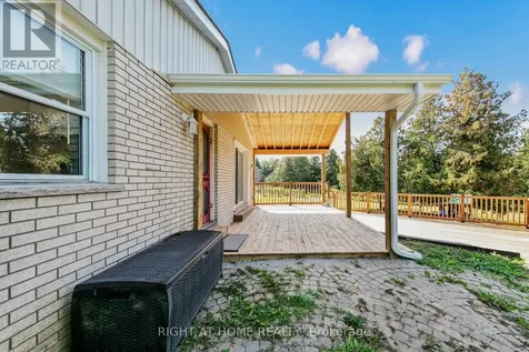 1905 Lockhart Road Innisfil ON L9S 3G1