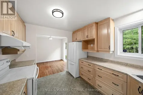 25 Antler Avenue Ottawa ON K2J 1Z4