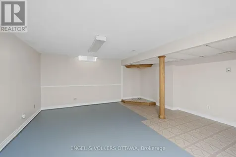 25 Antler Avenue Ottawa ON K2J 1Z4