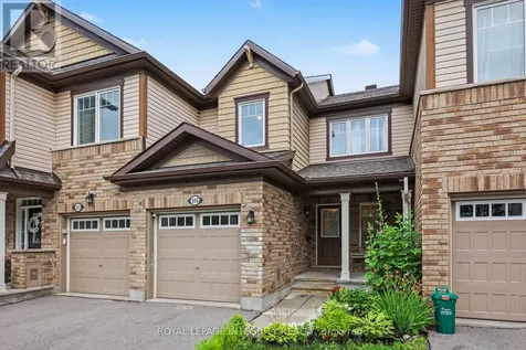 555 Foxlight Circle Ottawa ON K2M 0L9