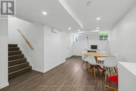 555 Foxlight Circle Ottawa ON K2M 0L9