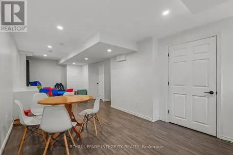 555 Foxlight Circle Ottawa ON K2M 0L9