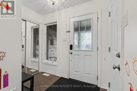 555 Foxlight Circle Ottawa ON K2M 0L9