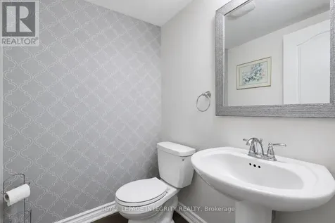 555 Foxlight Circle Ottawa ON K2M 0L9