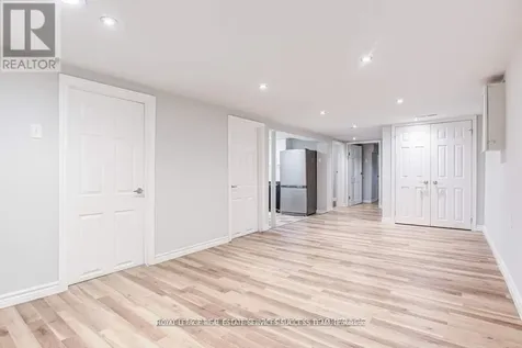 260 Demaine (Bsmt) Crescent Richmond Hill (crosby) ON L4C 2W5
