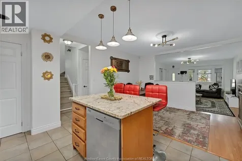 1431 Langlois Windsor ON N8X 4L9