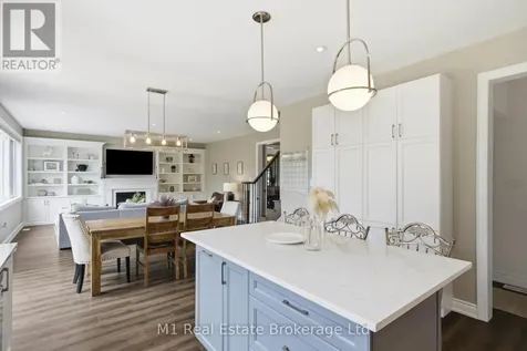 140 Harpin Way East Centre Wellington (fergus) ON N1M 0G9