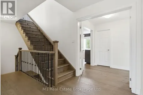 140 Harpin Way East Centre Wellington (fergus) ON N1M 0G9