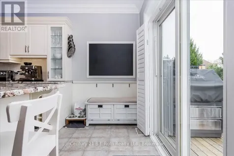40 Grand Poplar Lane Wasaga Beach ON L9Z 0E2