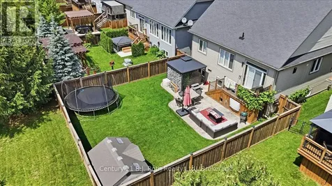 40 Grand Poplar Lane Wasaga Beach ON L9Z 0E2