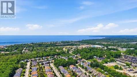 40 Grand Poplar Lane Wasaga Beach ON L9Z 0E2