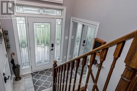 40 Grand Poplar Lane Wasaga Beach ON L9Z 0E2
