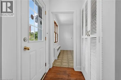 32 Dunlop Street Kingston ON K7L 1L2