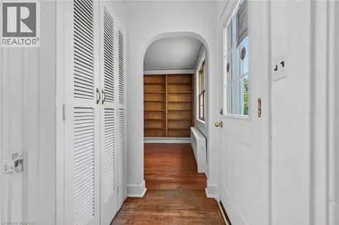 32 Dunlop Street Kingston ON K7L 1L2