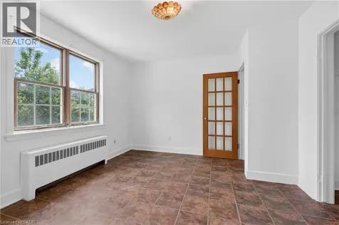 32 Dunlop Street Kingston ON K7L 1L2
