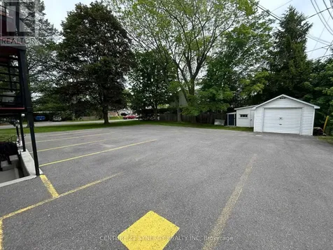 395 Pine Street East Gananoque ON K7G 1E2