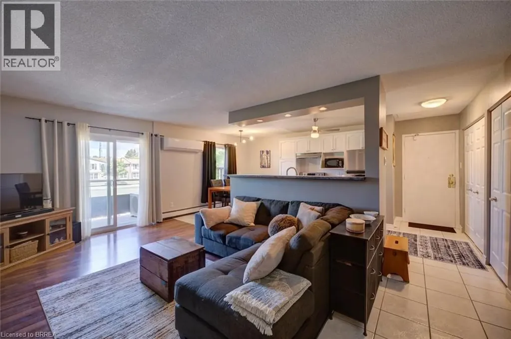608 Grey Street Brantford ON N3S 4Y4