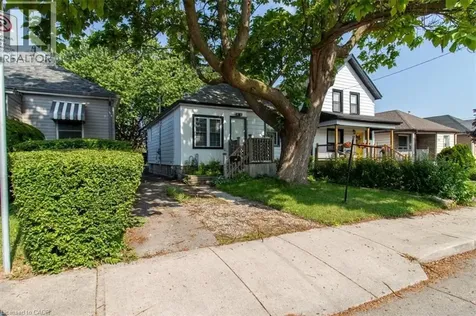 29 Wexford Avenue North Hamilton ON L8H 4M2