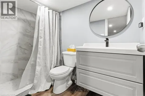 29 Wexford Avenue North Hamilton ON L8H 4M2