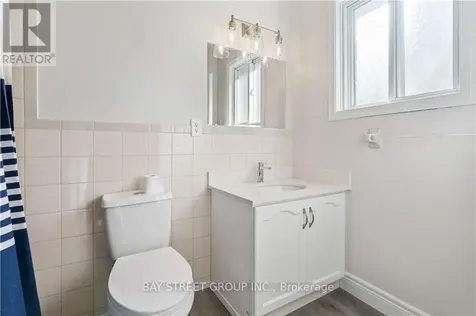 66 Ewen Road Hamilton (ainslie Wood) ON L8S 3C5
