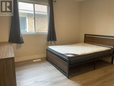 66 Ewen Road Hamilton (ainslie Wood) ON L8S 3C5