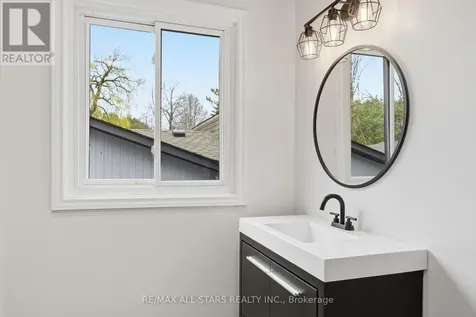 2580 Lakeridge Road Uxbridge ON L9P 1R4