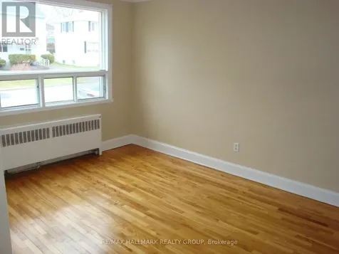 142 Ste Cecile Street Ottawa ON K1L 5L3