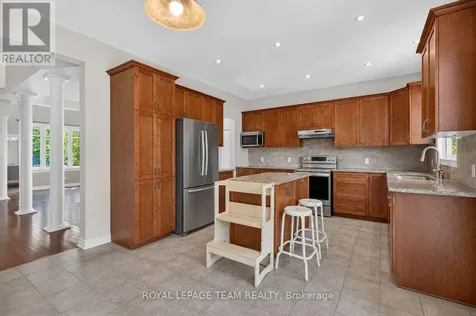 314 West Ridge Drive Ottawa ON K2S 2G4