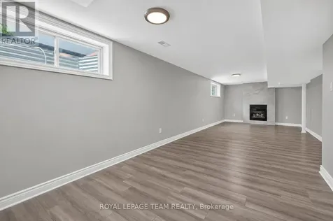 314 West Ridge Drive Ottawa ON K2S 2G4