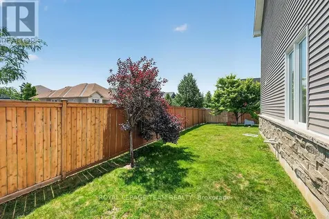 314 West Ridge Drive Ottawa ON K2S 2G4