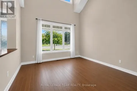 314 West Ridge Drive Ottawa ON K2S 2G4