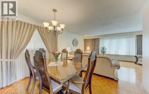 141 Hazelglen Drive Kitchener ON N2M 2E6