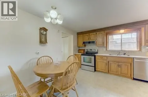 141 Hazelglen Drive Kitchener ON N2M 2E6