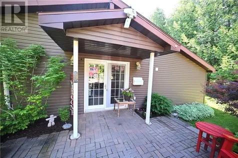 56 Fourth Manitowaning ON P0P 1N0