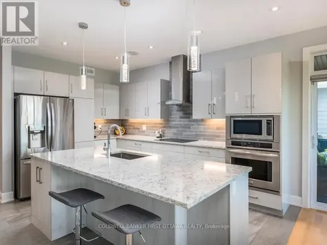 76 Bald Eagle Crescent Ottawa ON K0A 2Z0