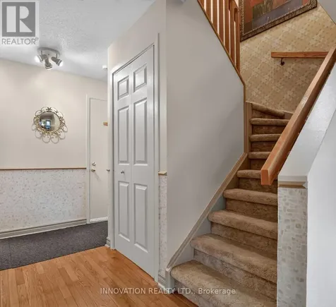23 Mckitrick Drive Ottawa ON K2L 2J7