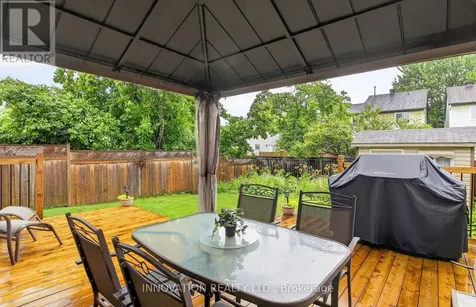 23 Mckitrick Drive Ottawa ON K2L 2J7