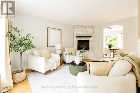 77 Whalings Circle Ottawa ON K2S 1S4